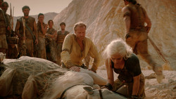 extant_GameOfThrones_2x01-TheNorthRemembers_1496