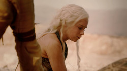extant_GameOfThrones_2x01-TheNorthRemembers_1507