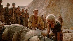 extant_GameOfThrones_2x01-TheNorthRemembers_1524
