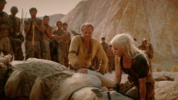 extant_GameOfThrones_2x01-TheNorthRemembers_1528
