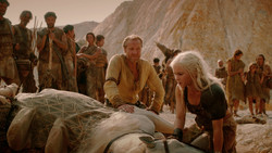 extant_GameOfThrones_2x01-TheNorthRemembers_1533