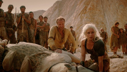 extant_GameOfThrones_2x01-TheNorthRemembers_1546