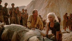 extant_GameOfThrones_2x01-TheNorthRemembers_1560
