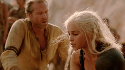 extant_GameOfThrones_2x01-TheNorthRemembers_1563