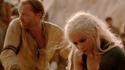 extant_GameOfThrones_2x01-TheNorthRemembers_1578