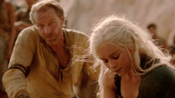 extant_GameOfThrones_2x01-TheNorthRemembers_1581
