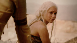 extant_GameOfThrones_2x01-TheNorthRemembers_1606