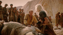 extant_GameOfThrones_2x01-TheNorthRemembers_1623