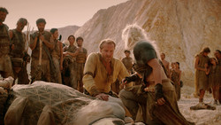 extant_GameOfThrones_2x01-TheNorthRemembers_1624