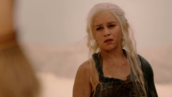 extant_GameOfThrones_2x01-TheNorthRemembers_1643