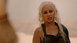extant_GameOfThrones_2x01-TheNorthRemembers_1644