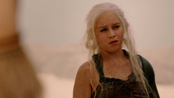 extant_GameOfThrones_2x01-TheNorthRemembers_1646