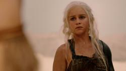 extant_GameOfThrones_2x01-TheNorthRemembers_1653