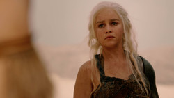 extant_GameOfThrones_2x01-TheNorthRemembers_1654