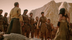 extant_GameOfThrones_2x01-TheNorthRemembers_1661