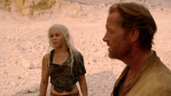 extant_GameOfThrones_2x01-TheNorthRemembers_1673