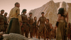 extant_GameOfThrones_2x01-TheNorthRemembers_1677