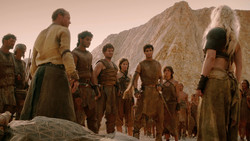 extant_GameOfThrones_2x01-TheNorthRemembers_1678