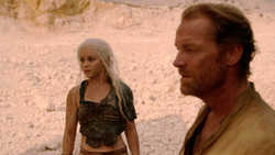 extant_GameOfThrones_2x01-TheNorthRemembers_1683