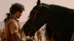 extant_GameOfThrones_2x01-TheNorthRemembers_1697