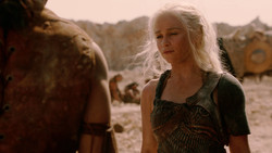 extant_GameOfThrones_2x01-TheNorthRemembers_1715
