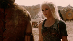 extant_GameOfThrones_2x01-TheNorthRemembers_1718