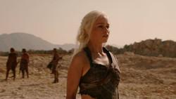 extant_GameOfThrones_2x01-TheNorthRemembers_1775