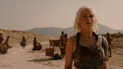 extant_GameOfThrones_2x01-TheNorthRemembers_1780