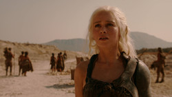 extant_GameOfThrones_2x01-TheNorthRemembers_1786