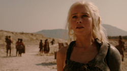 extant_GameOfThrones_2x01-TheNorthRemembers_1787