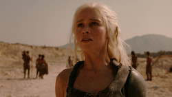 extant_GameOfThrones_2x01-TheNorthRemembers_1791