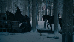 extant_GameOfThrones_2x01-TheNorthRemembers_1839