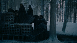 extant_GameOfThrones_2x01-TheNorthRemembers_1844