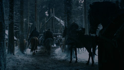 extant_GameOfThrones_2x01-TheNorthRemembers_1857
