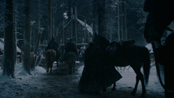extant_GameOfThrones_2x01-TheNorthRemembers_1860