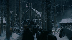 extant_GameOfThrones_2x01-TheNorthRemembers_1865