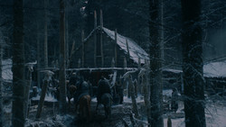 extant_GameOfThrones_2x01-TheNorthRemembers_1870