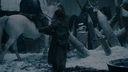 extant_GameOfThrones_2x01-TheNorthRemembers_1900