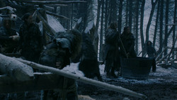 extant_GameOfThrones_2x01-TheNorthRemembers_1936
