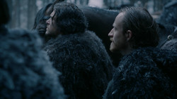 extant_GameOfThrones_2x01-TheNorthRemembers_1953