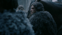 extant_GameOfThrones_2x01-TheNorthRemembers_1980