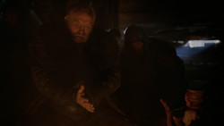 extant_GameOfThrones_2x01-TheNorthRemembers_1982