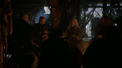 extant_GameOfThrones_2x01-TheNorthRemembers_1988