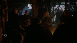 extant_GameOfThrones_2x01-TheNorthRemembers_1989
