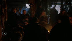 extant_GameOfThrones_2x01-TheNorthRemembers_1992