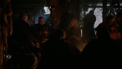 extant_GameOfThrones_2x01-TheNorthRemembers_1994