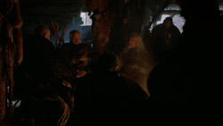 extant_GameOfThrones_2x01-TheNorthRemembers_1997