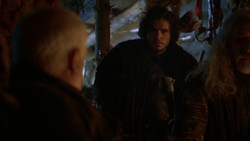 extant_GameOfThrones_2x01-TheNorthRemembers_2035