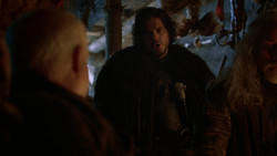 extant_GameOfThrones_2x01-TheNorthRemembers_2045