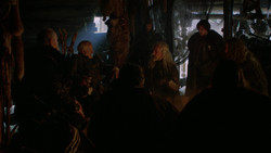 extant_GameOfThrones_2x01-TheNorthRemembers_2053